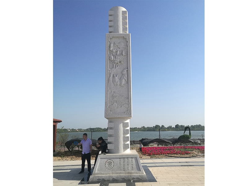 石雕龙柱15
