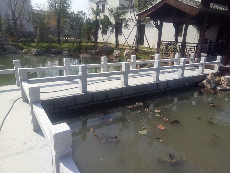 山东省青岛市黄岛区唐岛湾公园49